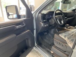 
										2025 GMC Sierra 1500 Crew Cab Standard full									