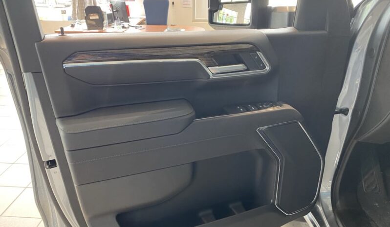 
								2025 GMC Sierra 1500 Crew Cab Standard full									