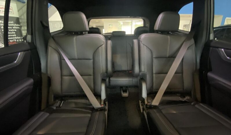 
								2025 GMC Acadia Awd Elevation full									