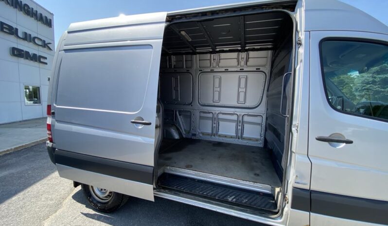
								2013 Mercedes-Benz Sprinter 2500 Cargo full									