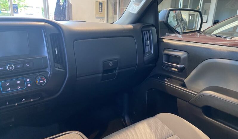 
								2017 Chevrolet Silverado 1500 Double 4×4 Wt full									