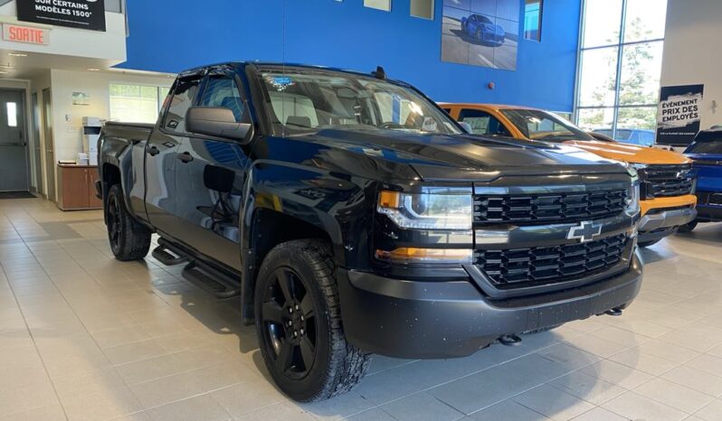 
								2017 Chevrolet Silverado 1500 Double 4×4 Wt full									