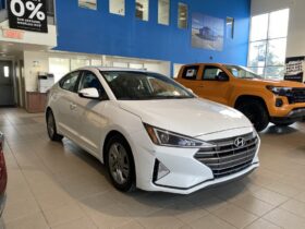 2020 Hyundai Elantra Preferred Ivt