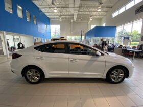 2020 Hyundai Elantra Preferred Ivt