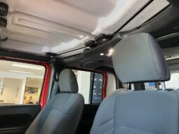 
										2021 Jeep Gladiator Sport full									