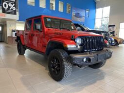 
										2021 Jeep Gladiator Sport full									