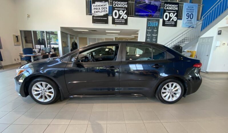 
								2021 Toyota Corolla Le Cvt full									