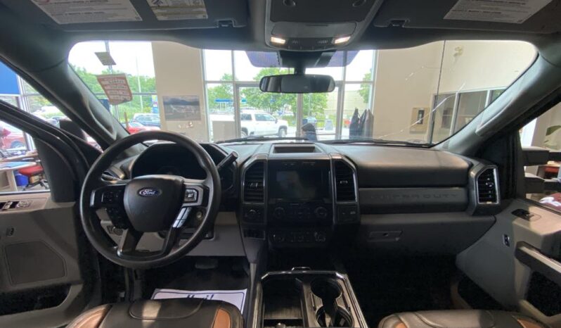 
								2022 Ford F-250 4×4 – Crew Cab Xlt full									