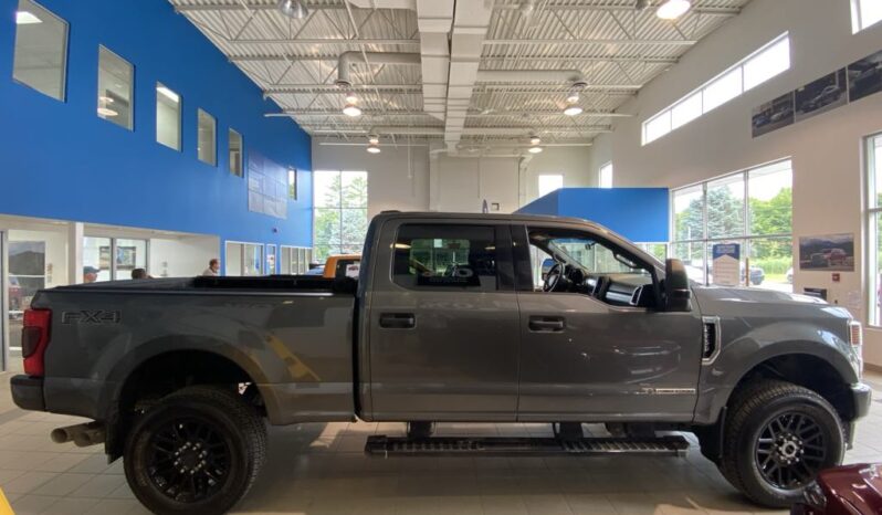 
								2022 Ford F-250 4×4 – Crew Cab Xlt full									
