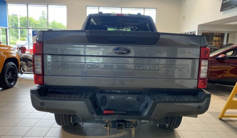 
								2022 Ford F-250 4×4 – Crew Cab Xlt full									