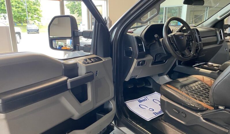 
								2022 Ford F-250 4×4 – Crew Cab Xlt full									