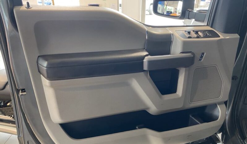 
								2022 Ford F-250 4×4 – Crew Cab Xlt full									