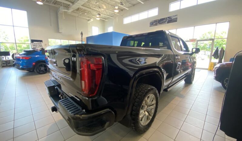 
								2022 GMC Sierra 1500 Denali Standard Box full									