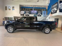 
										2022 GMC Sierra 1500 Denali Standard Box full									
