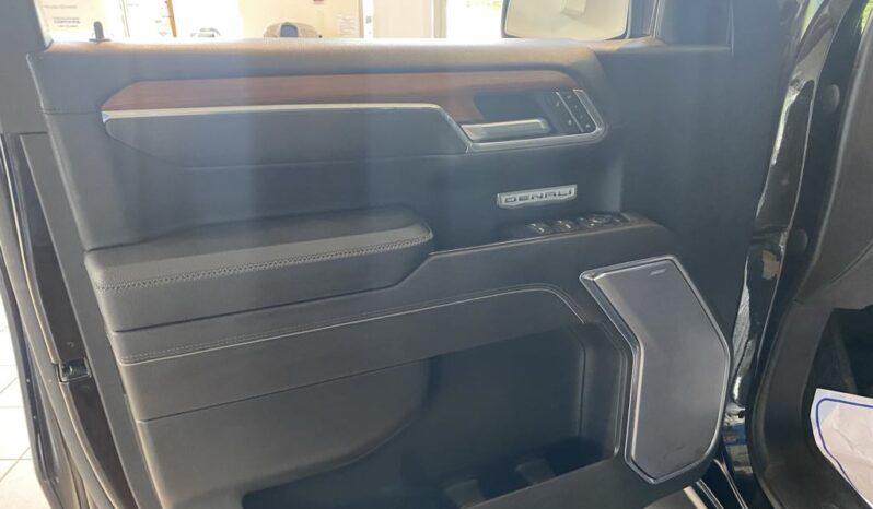 
								2022 GMC Sierra 1500 Denali Standard Box full									