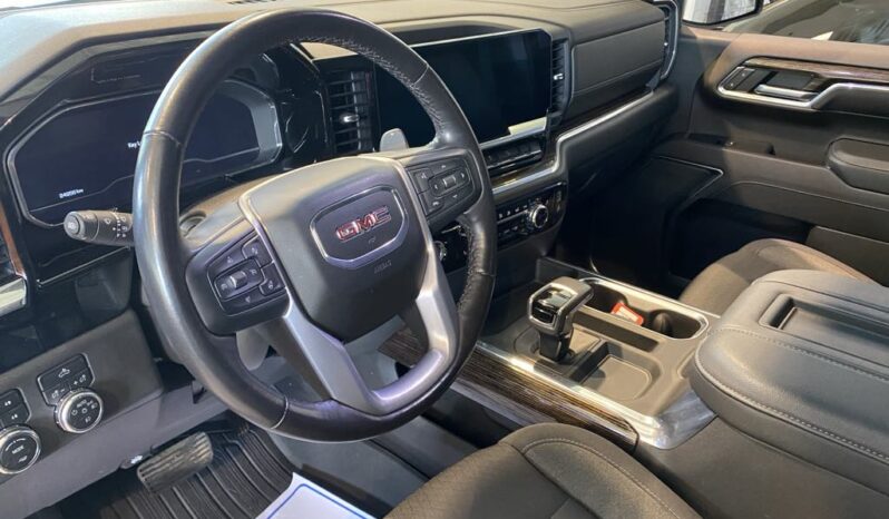 
								2022 GMC Sierra 1500 Elevation Standard full									