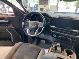 
										2022 GMC Sierra 1500 Elevation Standard full									