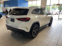 
										2022 Mercedes-Benz GLA250 Awd Suv full									
