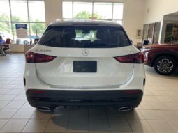 
										2022 Mercedes-Benz GLA250 Awd Suv full									