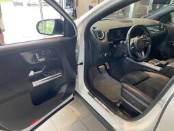 
										2022 Mercedes-Benz GLA250 Awd Suv full									