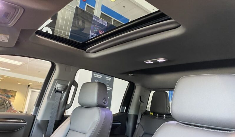 
								2025 Chevrolet Silverado 1500 Crew Cab Standard full									
