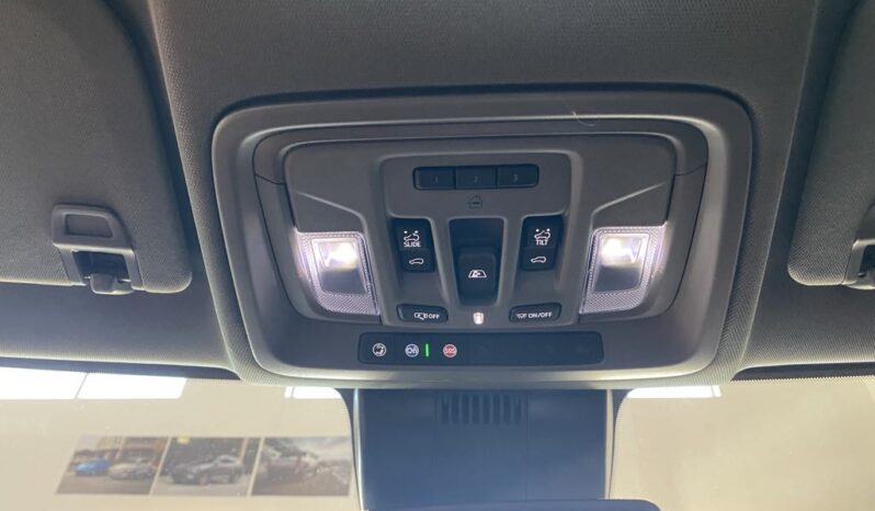 
								2025 Chevrolet Silverado 1500 Crew Cab Standard full									