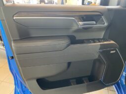 
										2025 Chevrolet Silverado 1500 Crew Cab Standard full									
