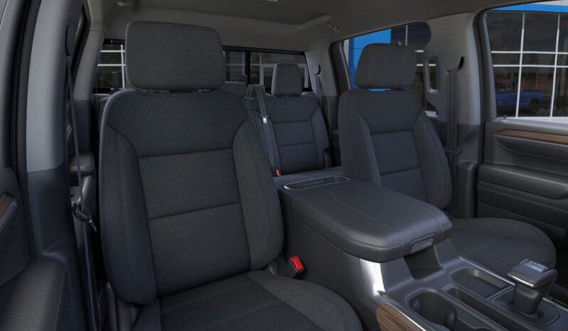 
								2025 Chevrolet Silverado 1500 Crew Cab Standard full									