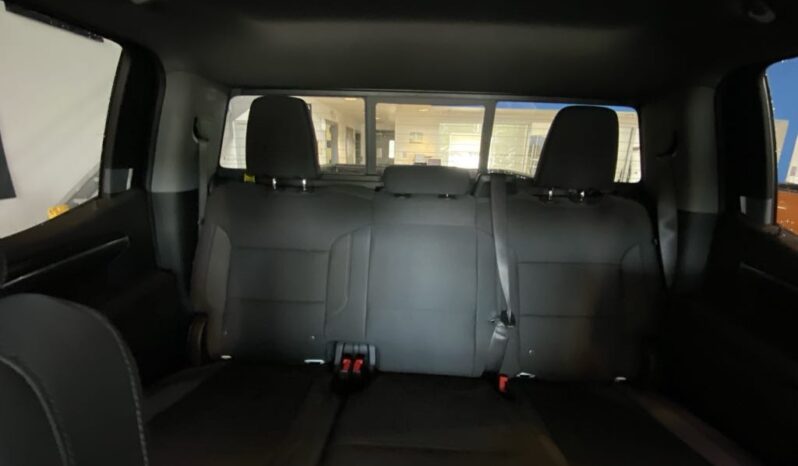 
								2025 Chevrolet Silverado 1500 Crew Cab Standard full									