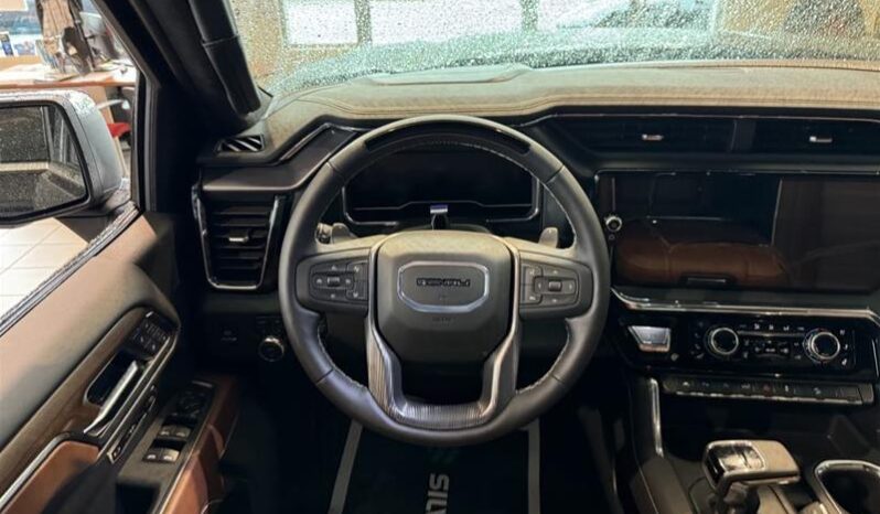 
								2025 GMC Sierra 1500 Crew Cab Short Box 4-Wheel Drive Denali Ultimate full									