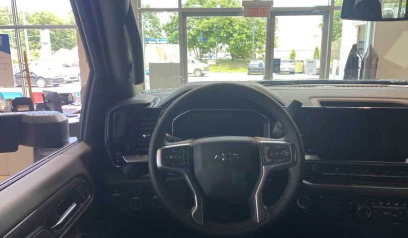 
								2025 Chevrolet Silverado 2500 4wd Crew Cab Long full									