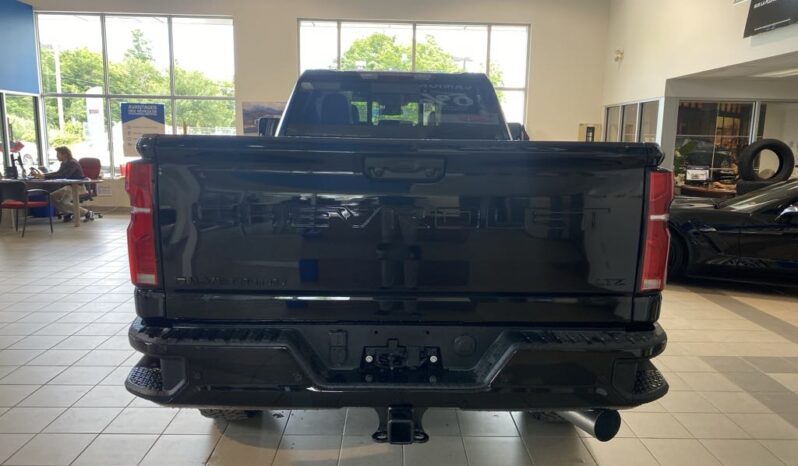 
								2025 Chevrolet Silverado 2500 4wd Crew Cab Long full									