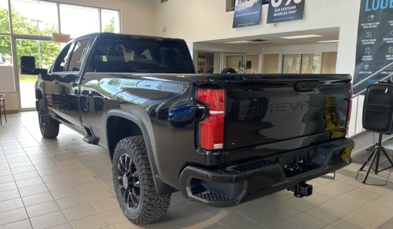 
								2025 Chevrolet Silverado 2500 4wd Crew Cab Long full									