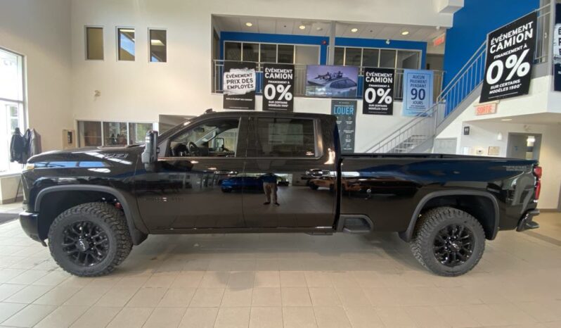 
								2025 Chevrolet Silverado 2500 4wd Crew Cab Long full									