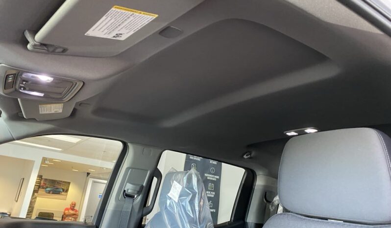 
								2025 Chevrolet Silverado 1500 Crew Cab Standard full									