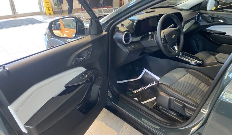 
								2025 Chevrolet Trax Fwd 4dr Lt full									
