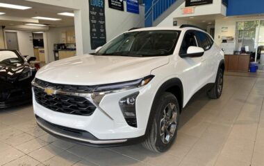2025 Chevrolet Trax FWD 4dr LT