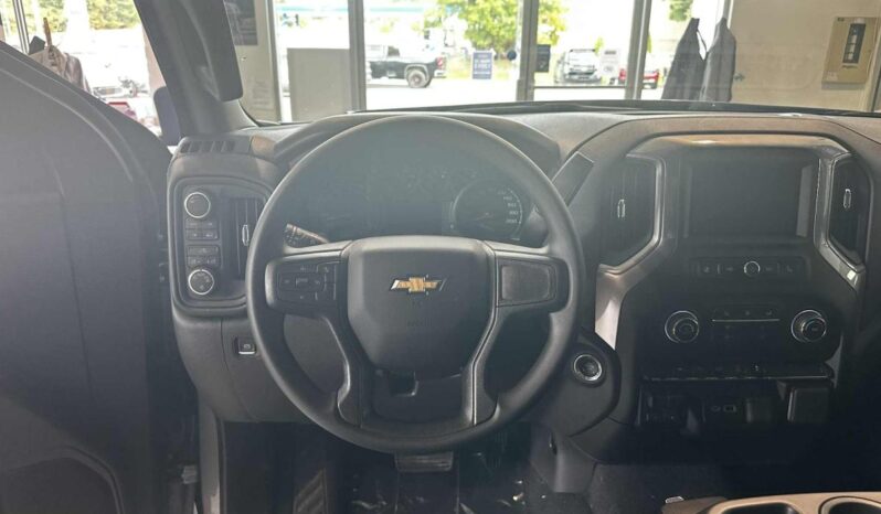
								2026 Chevrolet Silverado 1500 Crew Cab Standard full									
