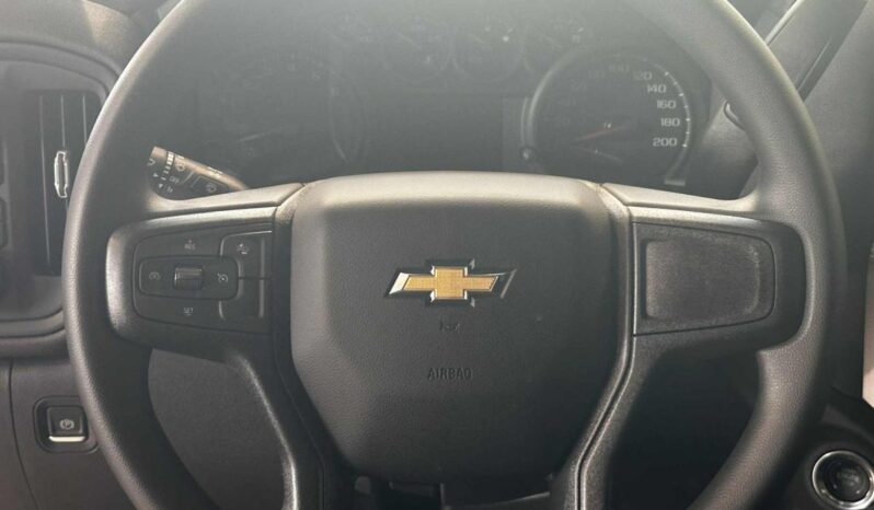 
								2026 Chevrolet Silverado 1500 Crew Cab Standard full									