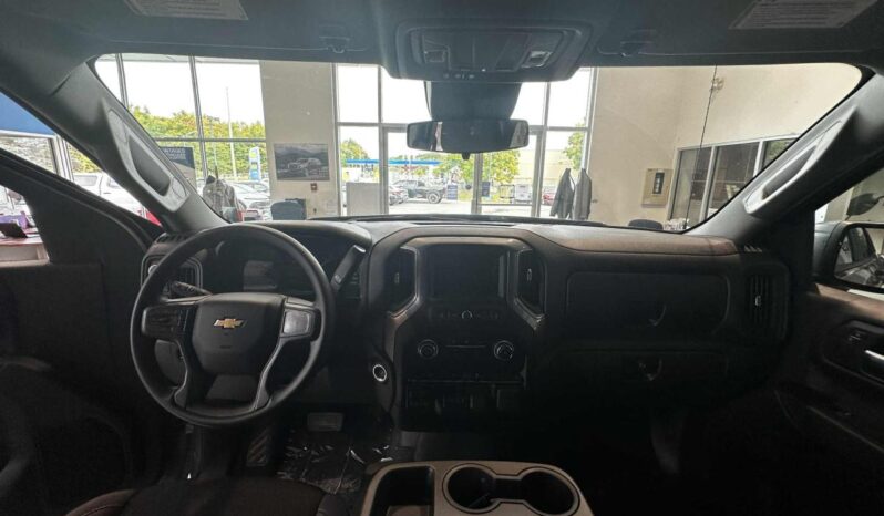 
								2026 Chevrolet Silverado 1500 Crew Cab Standard full									