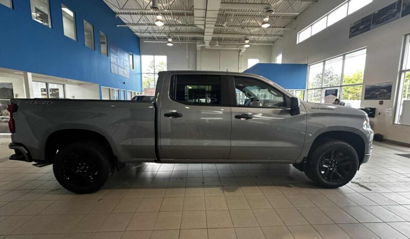 
								2026 Chevrolet Silverado 1500 Crew Cab Standard full									