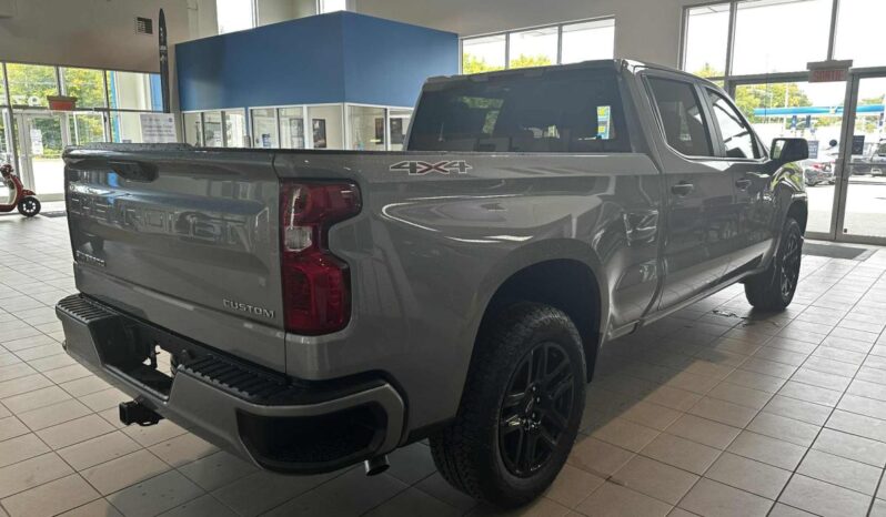 
								2026 Chevrolet Silverado 1500 Crew Cab Standard full									