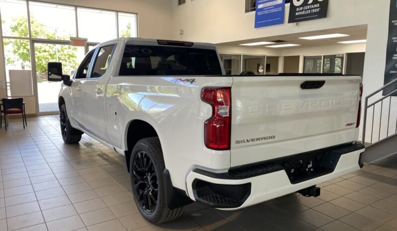 
								2026 Chevrolet Silverado 1500 Crew Cab Standard full									