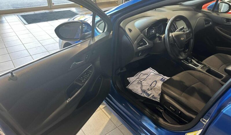 
								2017 Chevrolet Cruze Lt – 6at full									