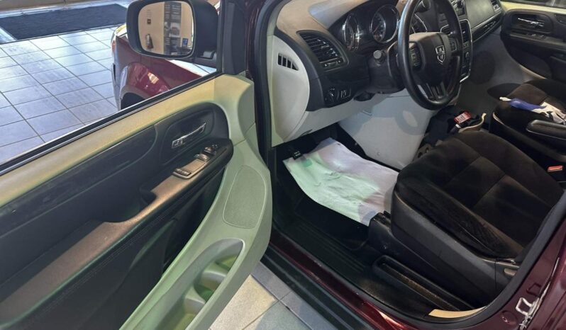 
								2017 Dodge Grand Caravan Cvp / Sxt full									