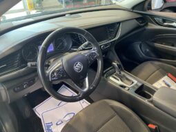2019 Buick Regal Sportback Preferred full