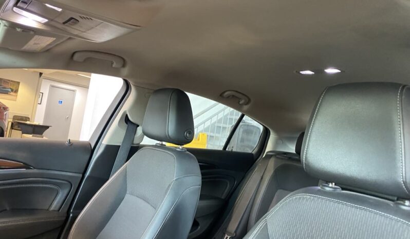 2019 Buick Regal Sportback Preferred full