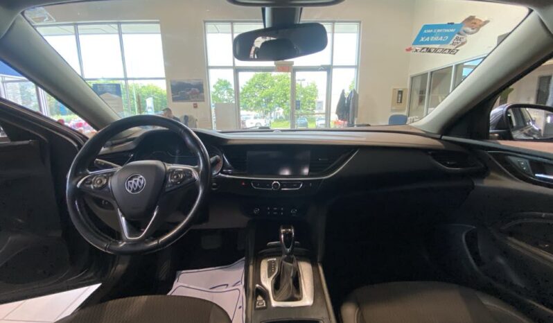 2019 Buick Regal Sportback Preferred full