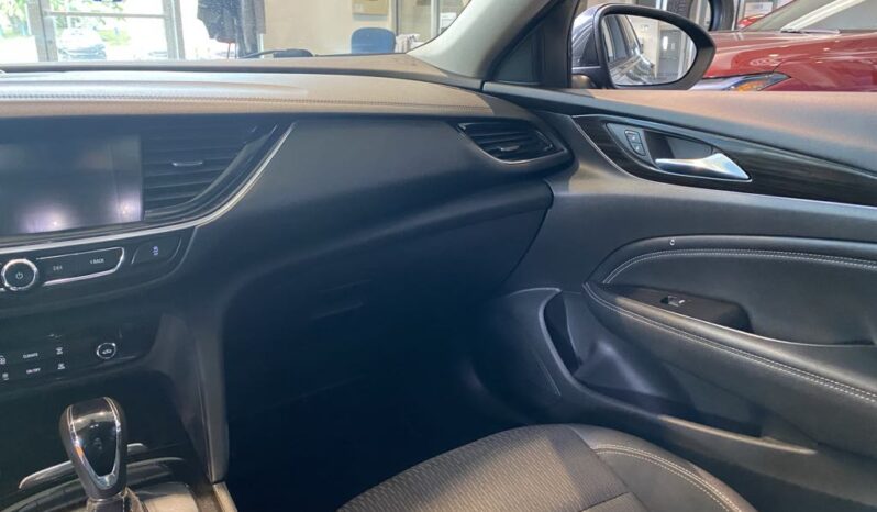 2019 Buick Regal Sportback Preferred full