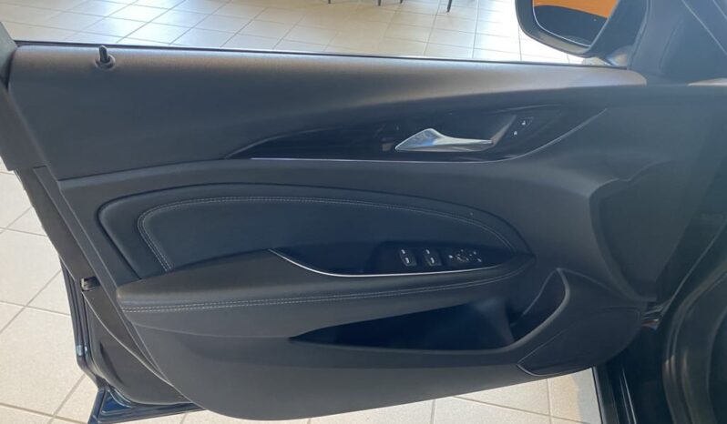 2019 Buick Regal Sportback Preferred full